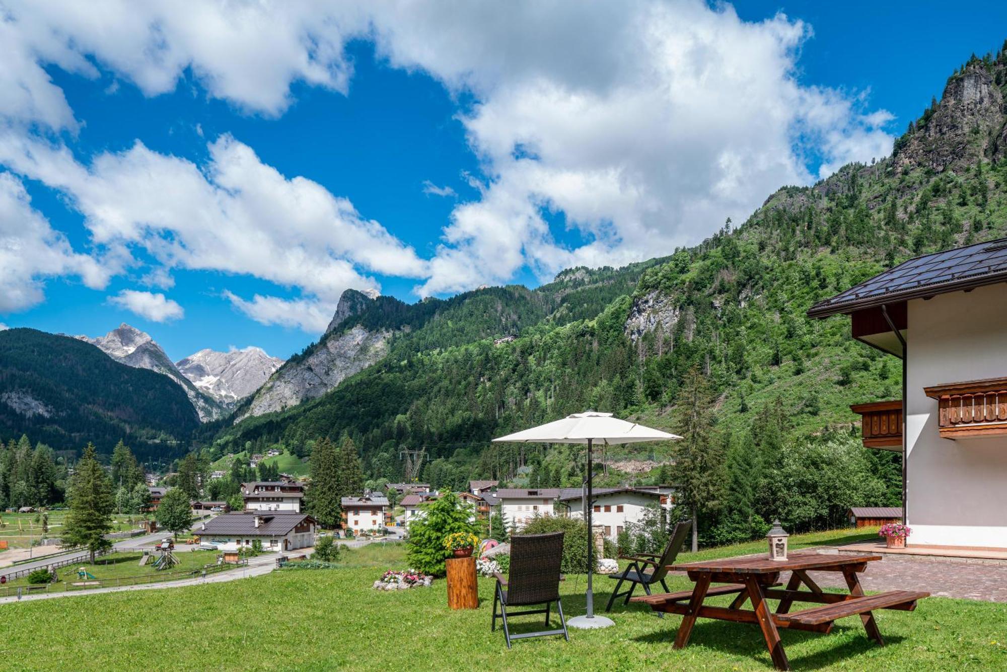 Appartamenti Vittoria Rocca Pietore Buitenkant foto